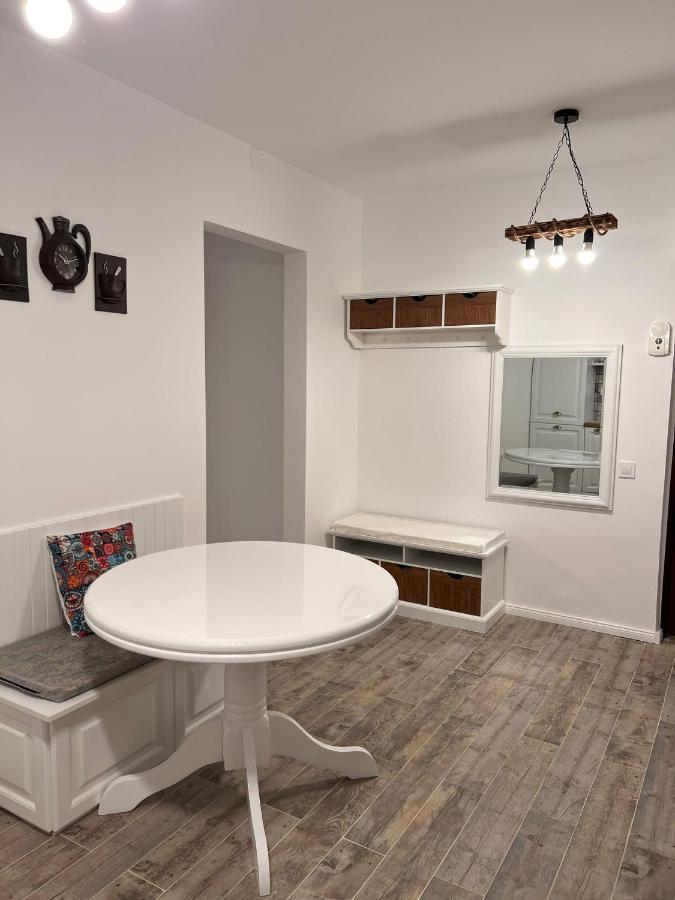 Apartament English Home 2 Camere Brasov Exterior photo
